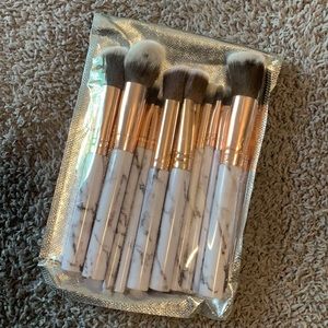 Rose Gold Marble Makeup brushes-set of 10!